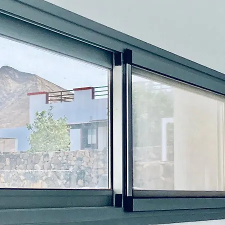 Villa Casa Achaman - Contemporary Style With Outstanding Views *