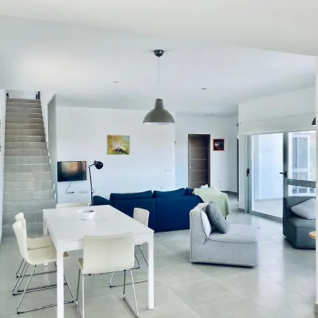 Casa Achaman - Contemporary Style With Outstanding Views *