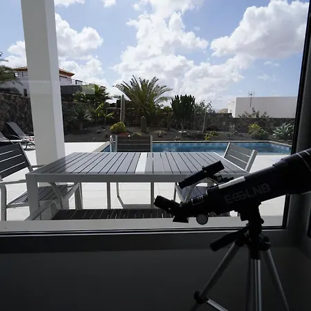 Villa Casa Achaman - Contemporary Style With Outstanding Views Tindaya