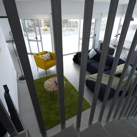 Villa Casa Achaman - Contemporary Style With Outstanding Views *