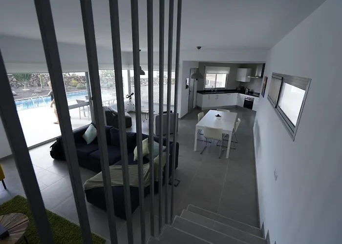 Casa Achaman - Contemporary Style With Outstanding Views